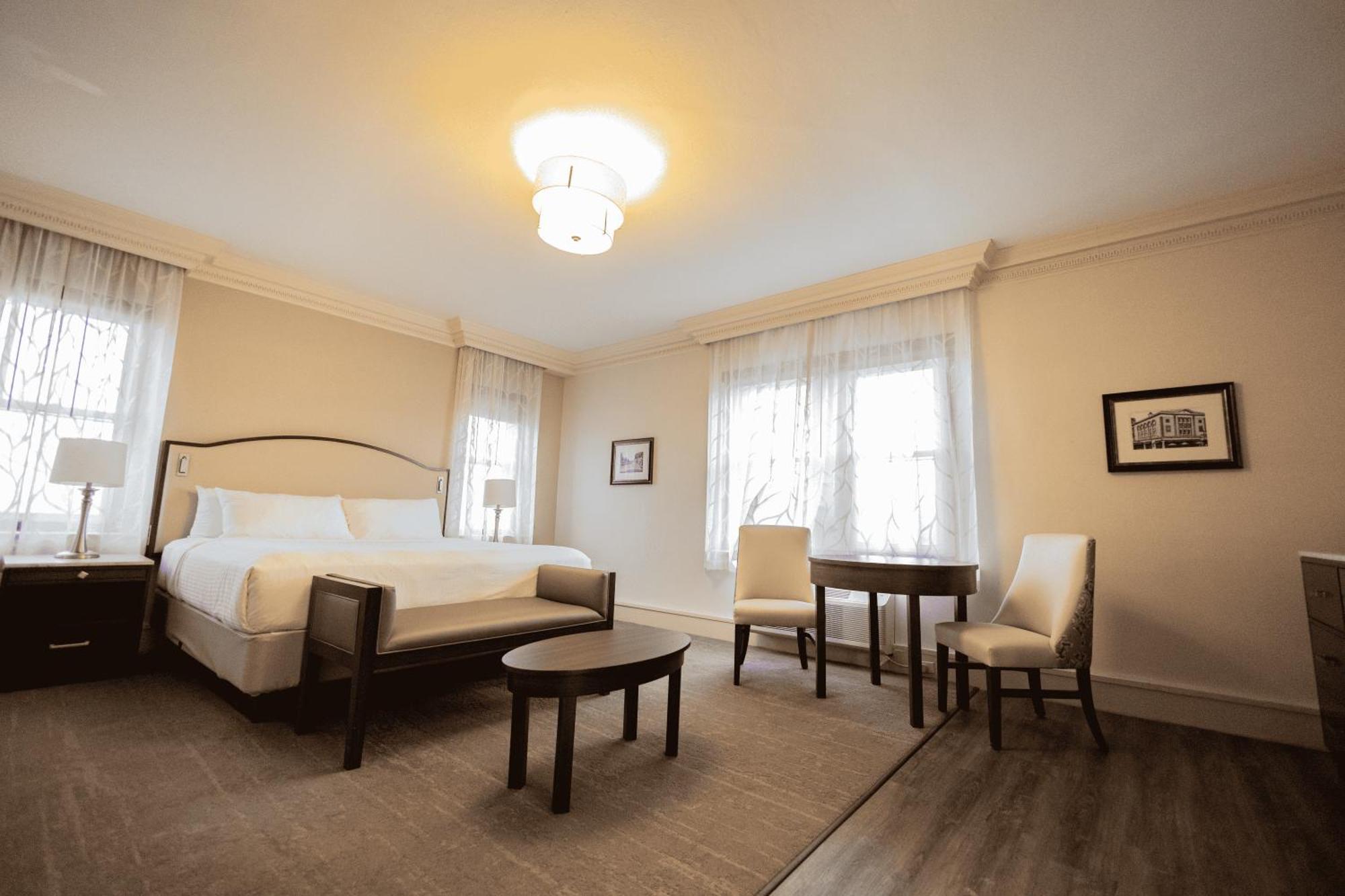 The Albion Summit Hotel Buitenkant foto
