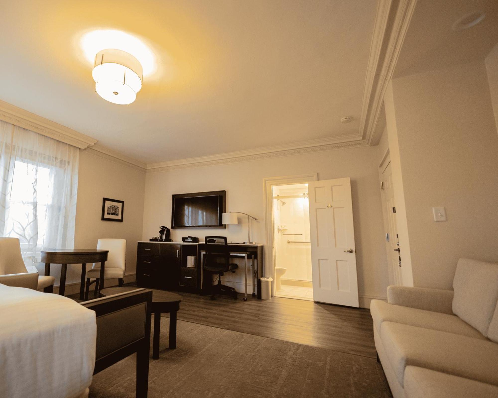 The Albion Summit Hotel Buitenkant foto